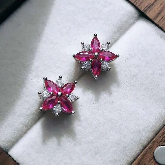 1.14ct Pink Ruby Luxury Stud Earrings - Picture 11 of 13